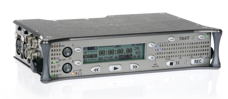 SOUND DEVICE 744T FOUR CHANNELS DIGITAL RECORDER WITH
​TIME CODE.
PACKAGE INCLUDES:
BATTERY
​BATTERY CHARGER
POWER SUPPLY